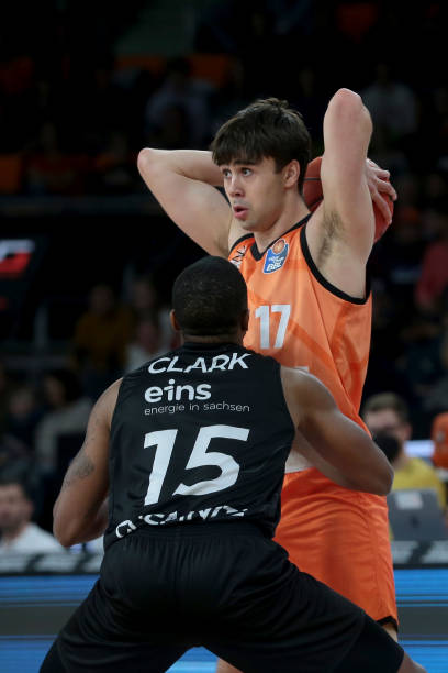 及抗压能力 及抗压能力