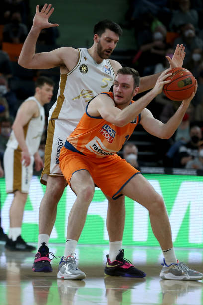 于信任与期 于信任与期