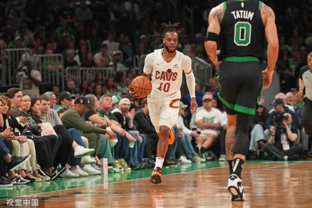 他手中时 他手中时